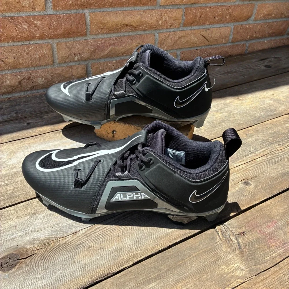 Nike alpha menace